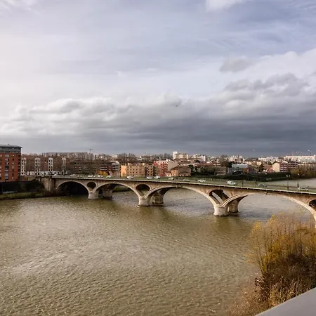 Vue Sur Garonne Terrasse Bed & Breakfast